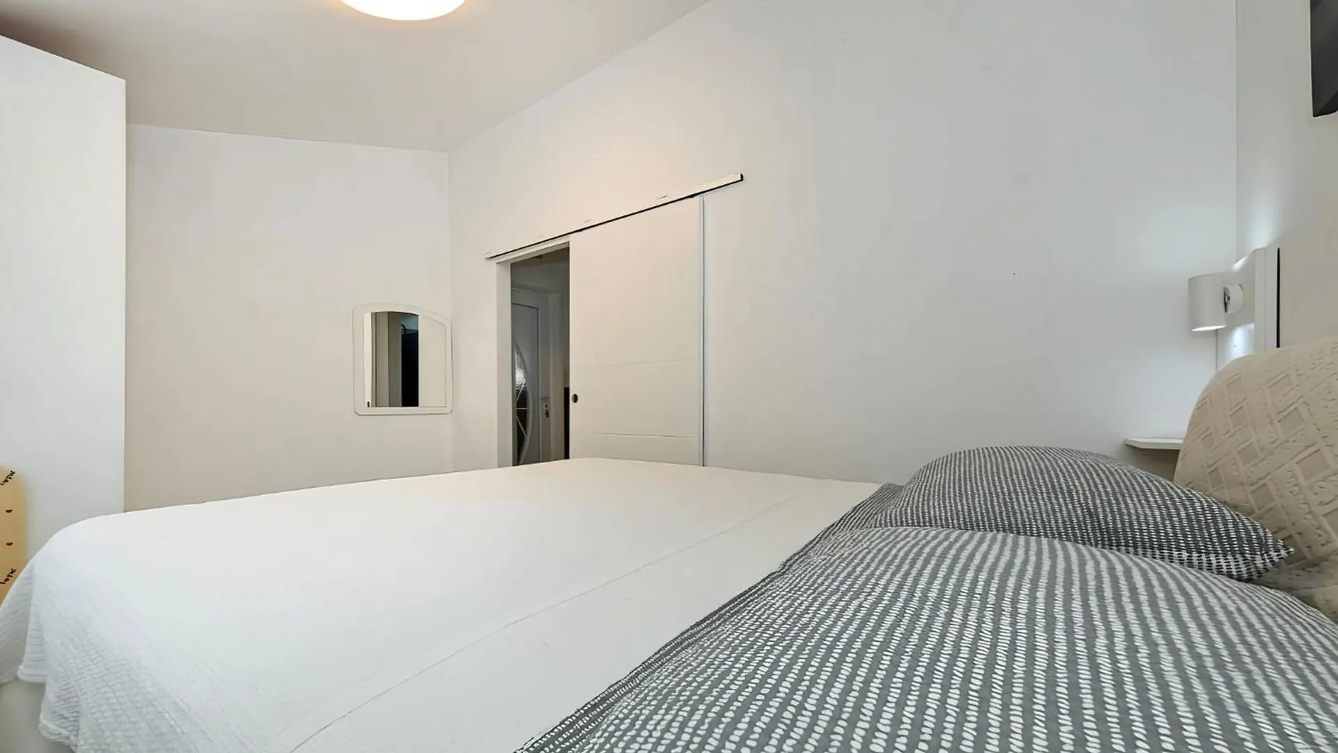 Apartment Dalapado By Interhome Zadar